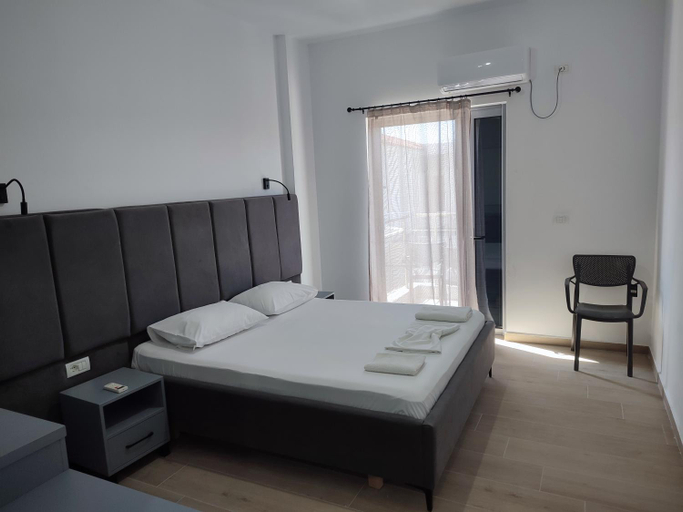 Bedroom 3, Petros rooms, Vlorës