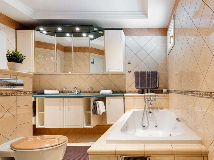 Bathroom 5, Villa in Ripenda Kras with Pool and Sauna, Labin