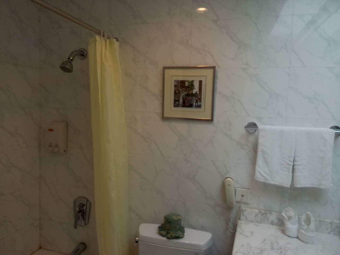 Bathroom 3, Century Hotel Taicang, Suzhou