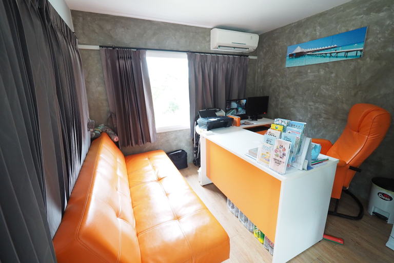 Others 5, The Box House, Mueang Krabi