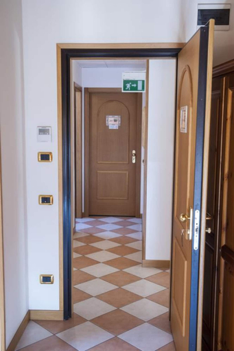 Others 4, Alloggio Casa Hellen, Verona