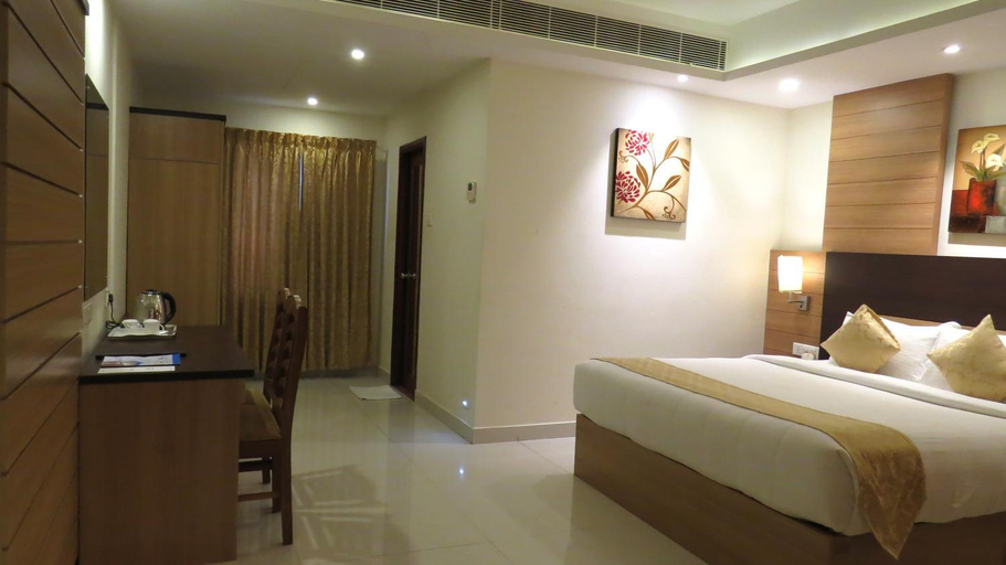 Others 4, Hotel Rajadhani, Thiruvananthapuram