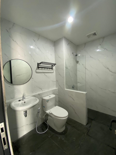 Bathroom 4, Inn Home Solo Baru, Sukoharjo