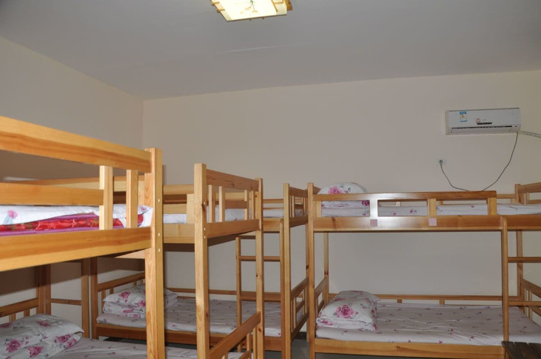 Bedroom 2, Dengfeng Climb International Hostel, Zhengzhou