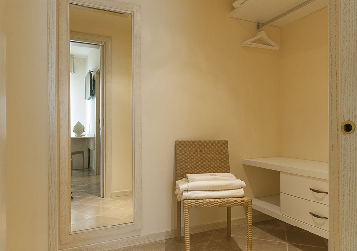 Bathroom 4, Masseria Torre del Diamante, Brindisi