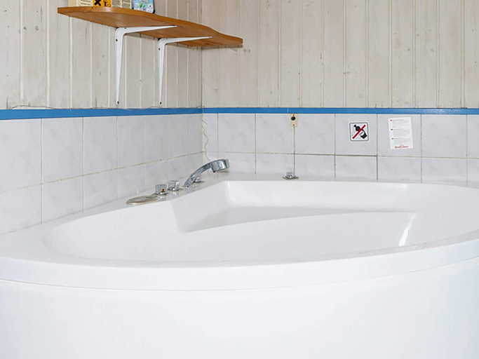 Bathroom 3, 4 Star Holiday Home in Thisted, Thisted