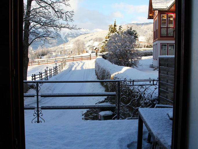 Others 5, Chalet in Mariapfarr Near ski Area, Tamsweg