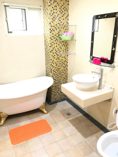 Bedroom 5, Saint Malo Homestay, Nantou