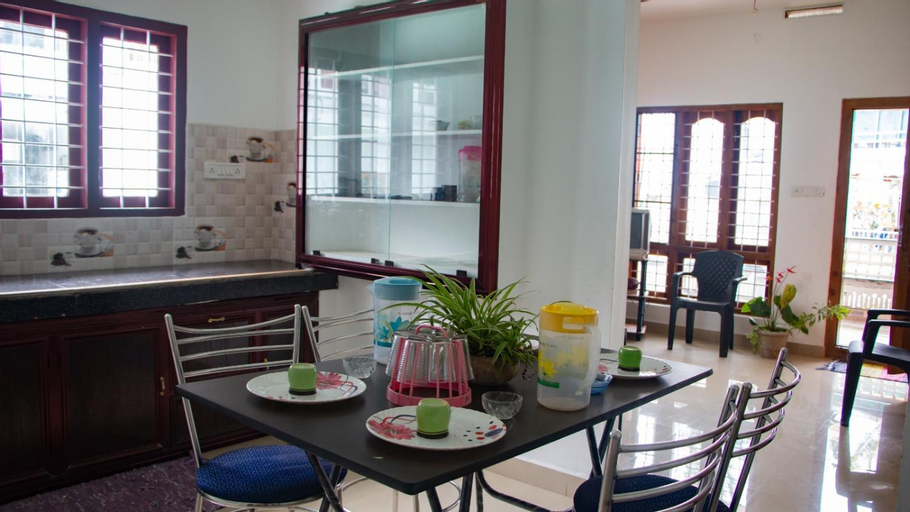 Dining Room 9