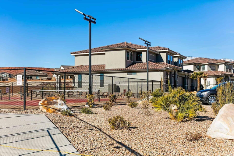 Exterior & Views 2, Casa De Pazos by RedAwning, Washington