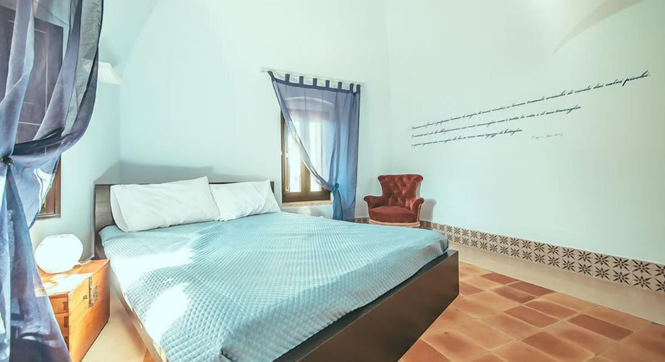 Bedroom 2, Villa Nella B&B, Bari