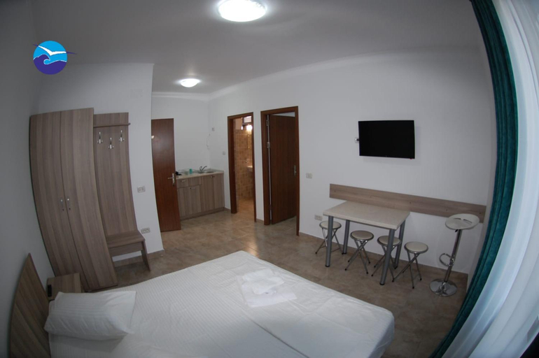 Others 2, Casa Sagrada, Tuzla