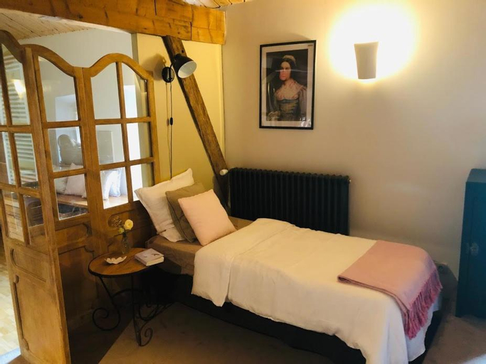 Bedroom 2, Le Clos de Miribel, Saône-et-Loire
