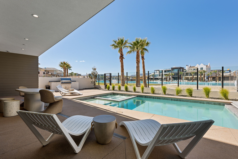 Primary image, Modern Lagoon 7 Bedroom Home, Washington