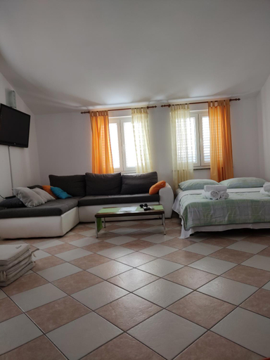 Others 3, Apartments Markota, Sukošan