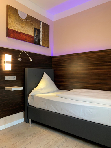 Bedroom 2, CityMax am Dom, Köln