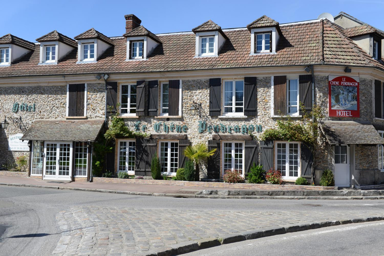 Others 2, LE CHENE PENDRAGON, Yvelines