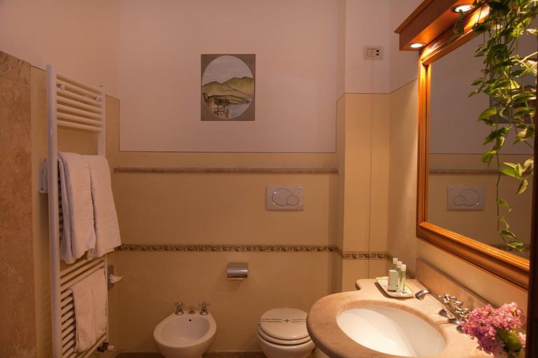 Bathroom 4, Relais La Fattoria, Perugia