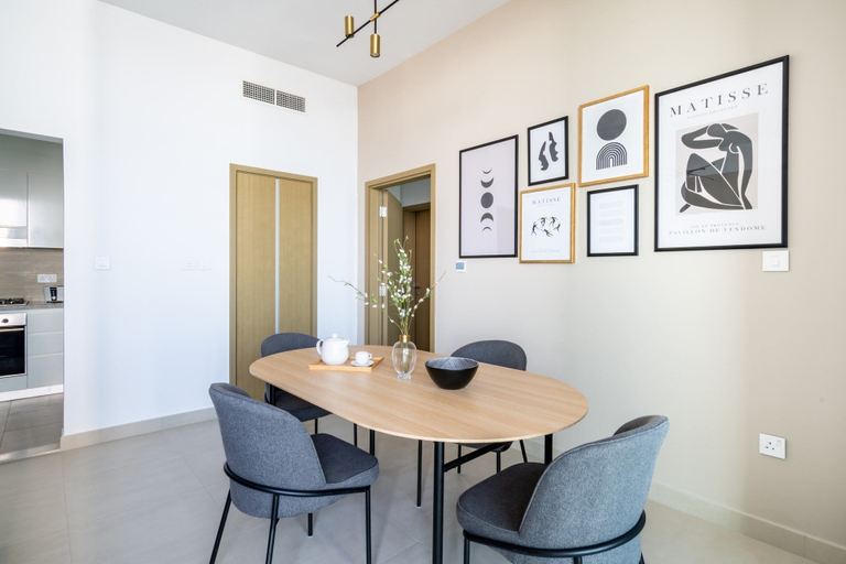 Room 2, Silkhaus Burj Khalifa Walking Distance New Tower, Dubai