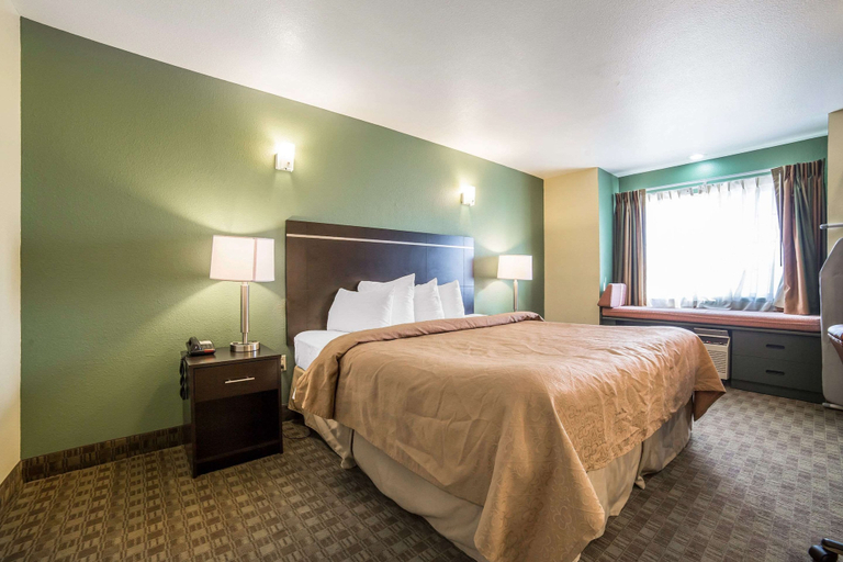 Bedroom 3, Quality Inn & Suites Elko, Elko