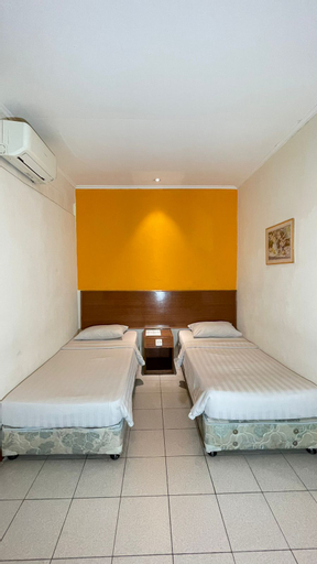 Bedroom 2, Lesmina Hotel, Tanjung Pinang