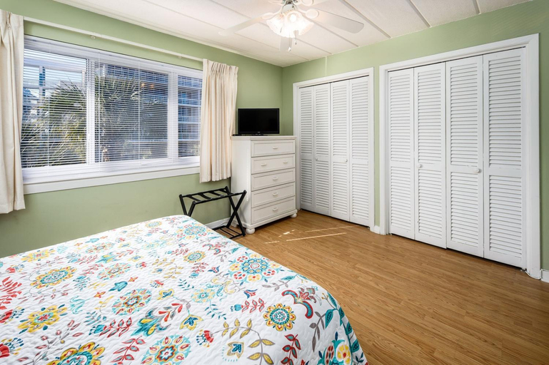 Bedroom 2, 206C - 2BR/1 Bath at Seaspray Condos on Okaloosa Island, Fort Walton Beach, Fl, Okaloosa