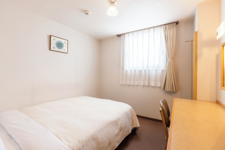 Bedroom 5, Nagoya Crown Hotel, Nagoya