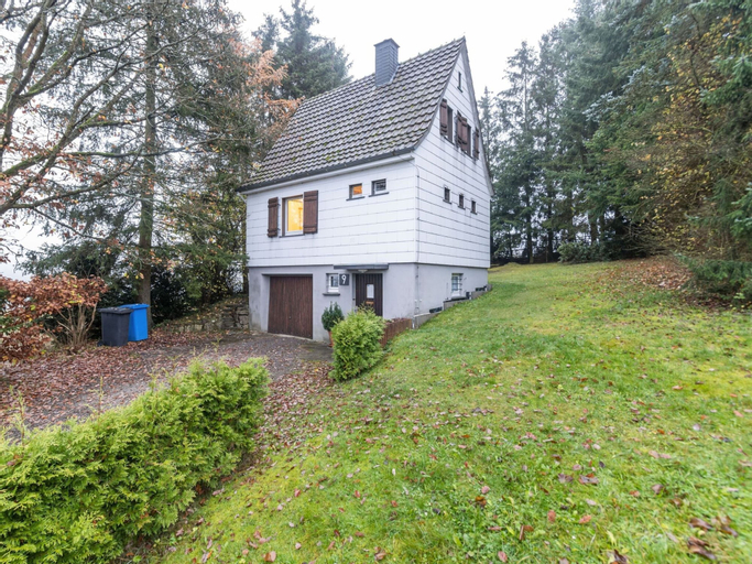 Quaint holiday home in Sauerland in nature, Hochsauerlandkreis
