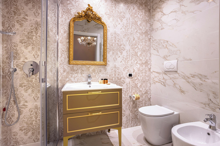 Bathroom 5, Antico Portego, Venezia