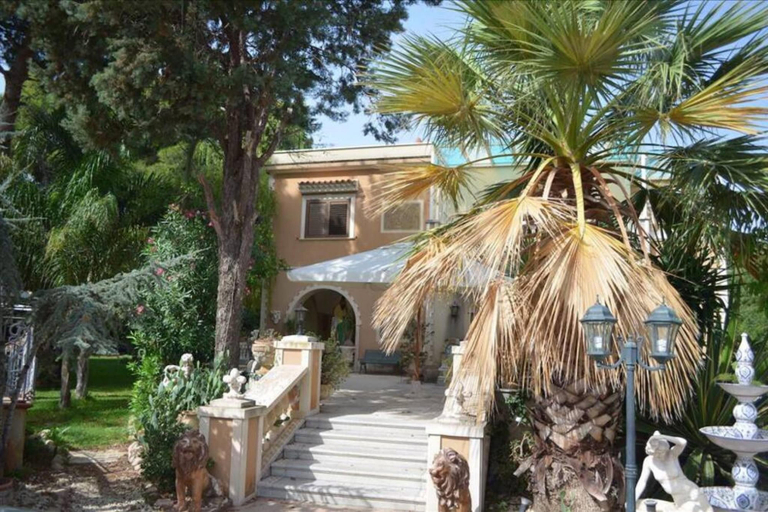 Exterior & Views 2, Casa Rubino - Confortevole Casa con Ampio Spazio Esterno e Piscina Privata, Catania
