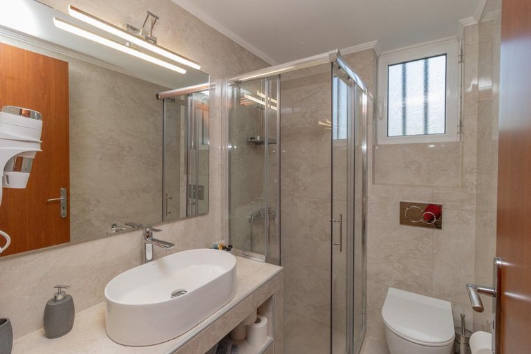 Bathroom 4, Lagouvardos Apartments, Peloponnese