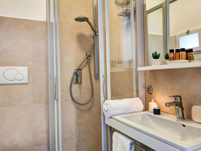 Bathroom, Belvilla by OYO Il Balconcino, Napoli