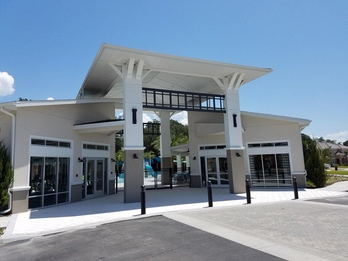 Exterior & Views 2, Luxurious 6bd Pool Haven Refreshing And Chic-4464n 6 Bedroom Home by RedAwning, Osceola
