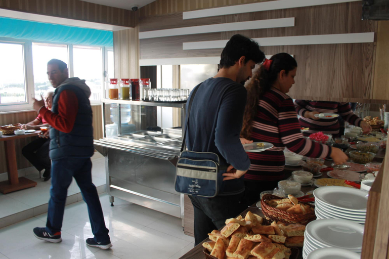 Food & Drinks 5, Riva Hotel, Baku
