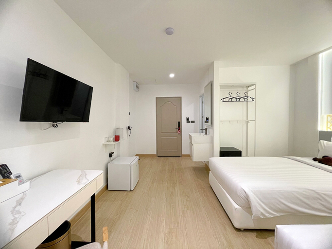 Bedroom 14