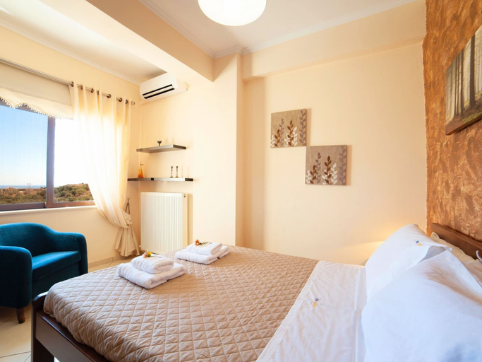Bedroom 3, 3 Villas Next to Each Other with Pool & Sea View, Crete
