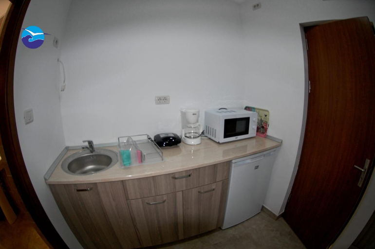 Others 3, Casa Sagrada, Tuzla