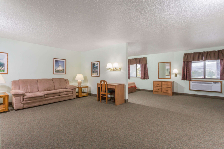 Others 5, Super 8 by Wyndham Gallipolis Pt Pleasant Area, Gallia