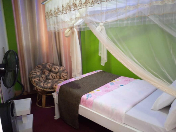 Bedroom 16