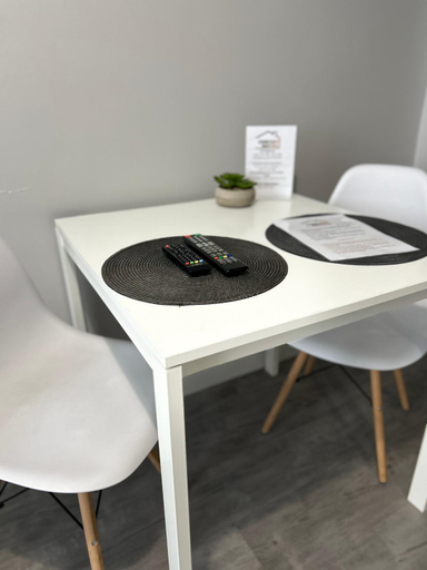 Others 5, Noclegi Comfort - Self Check-in 24h, Świdnica