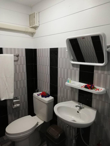 Bathroom 5