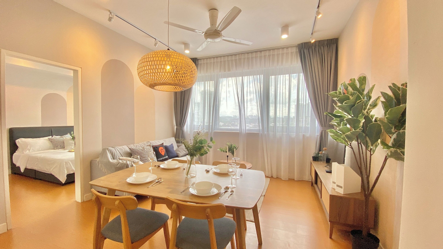 Dining Room 11