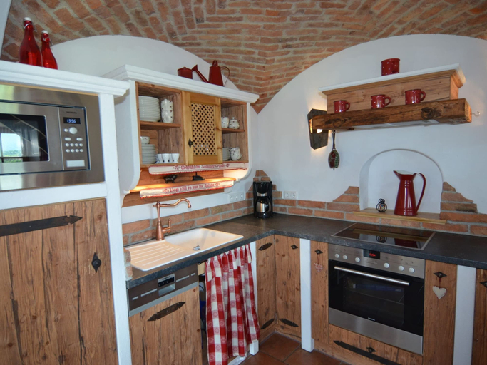Others 4, Quaint Holiday Home in Feldwies near Ski Area, Traunstein
