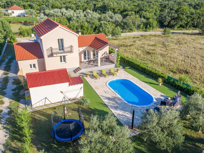 Exterior & Views 2, Villa in Policnik with Private Pool, Poličnik