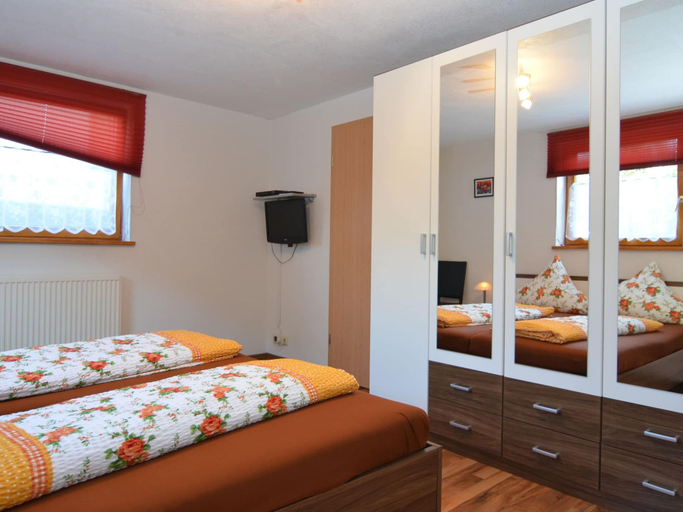 Bedroom 2, Gemutliche Ferienwohnung, Lechbruck, Ostallgäu