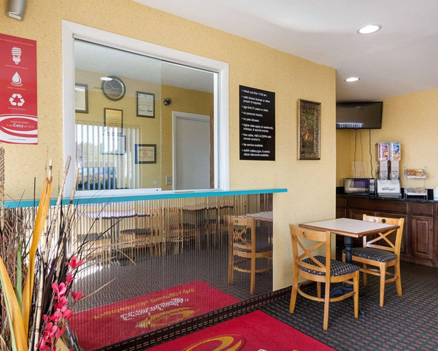 Others 5, Econo Lodge Fredericksburg near I-95, Spotsylvania