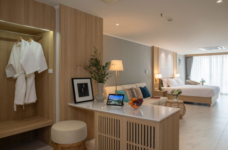 Bedroom 3, Eastin Resort Rayong, Ban Chang