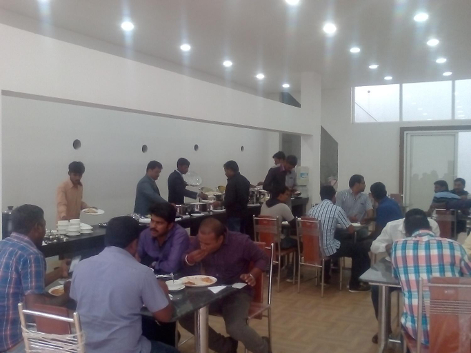Food & Drinks 4, R T Hill View Resort, Dindigul