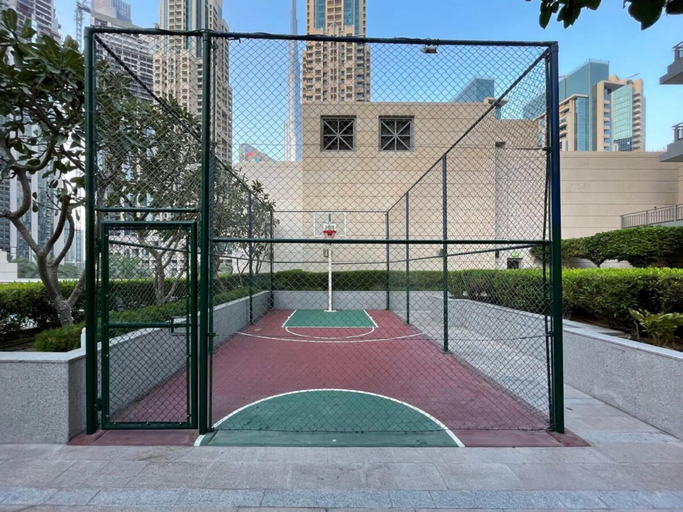 Room 2, Silkhaus Large Studio Clarens Towers Gym Pool, Dubai