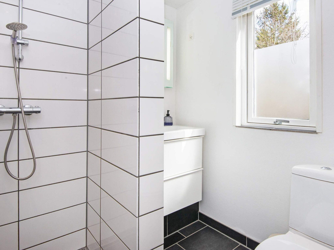 Bathroom, 8 Person Holiday Home in Ebeltoft, Syddjurs